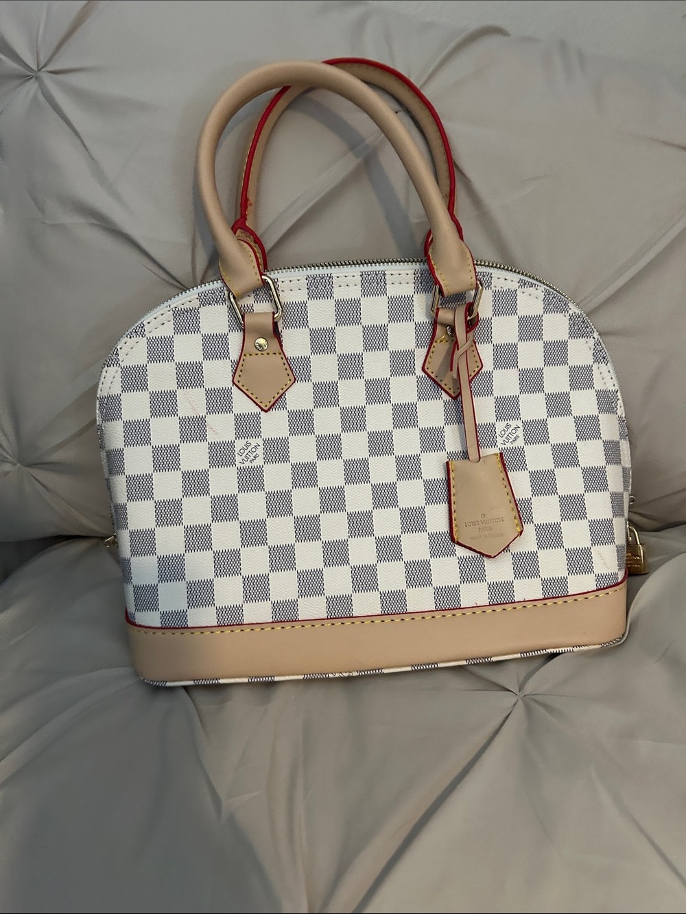 Source Unknown White Checkered Satchel with Beige Trim and Red Piping
